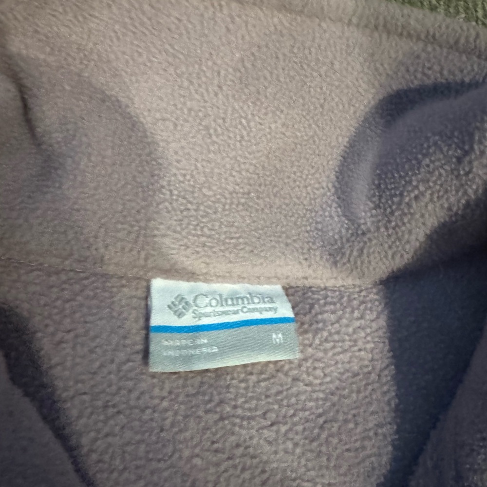 Columbia Women's Purple Fleece Jacket Medium - Picture 2 of 2